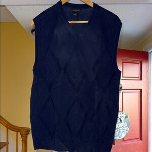 Banana Republic Men’s Navy Argyle V-Neck Sweater Vest